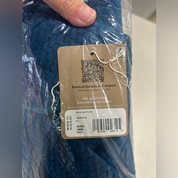 Patagonia Women's Medium R1 Air 1/2-Zip Pullover Lagom Blue Jacket NWT Half Zip - Picture 6 of 12